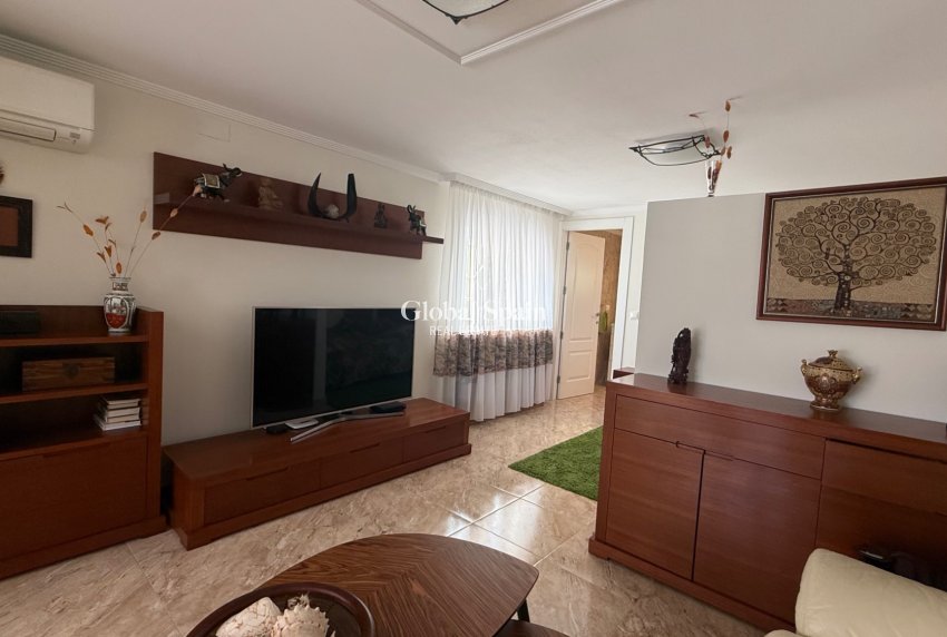 Wiederverkauf - VILLA -
TORREVIEJA - Costa Blanca