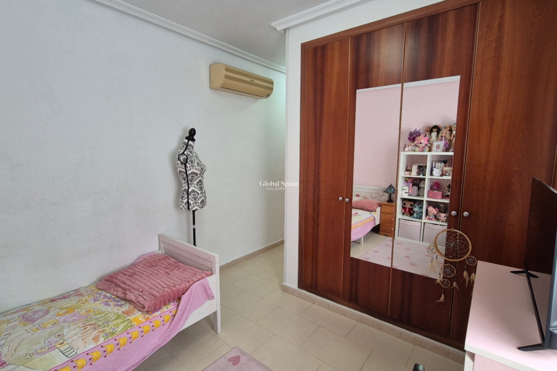 Wiederverkauf - VILLA -
TORREVIEJA - Costa Blanca
