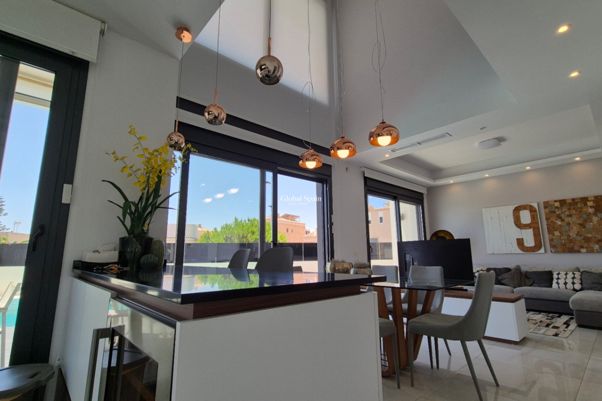 Wiederverkauf - VILLA -
TORREVIEJA - Costa Blanca