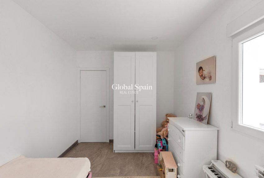 Wiederverkauf - VILLA -
TORREVIEJA - Costa Blanca