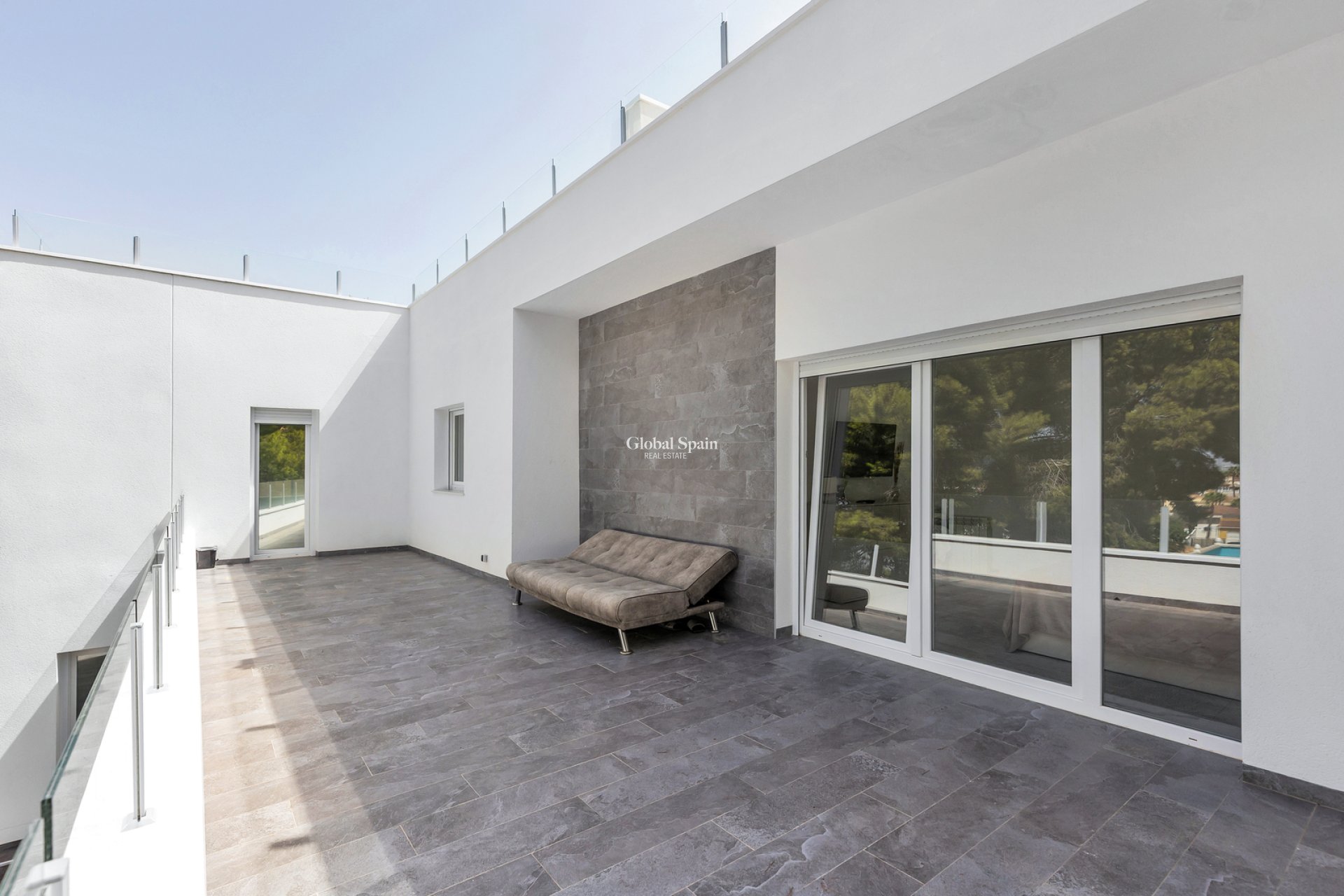 Wiederverkauf - VILLA -
TORREVIEJA - Costa Blanca