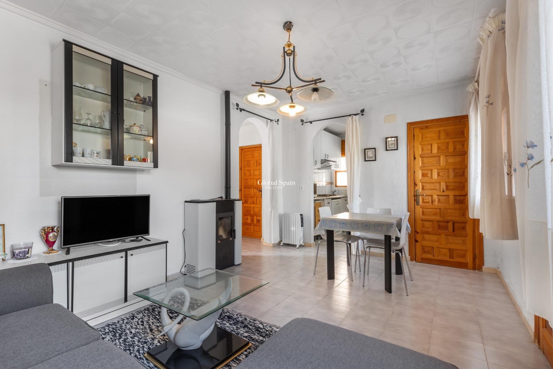 Wiederverkauf - VILLA -
TORREVIEJA - El chaparral