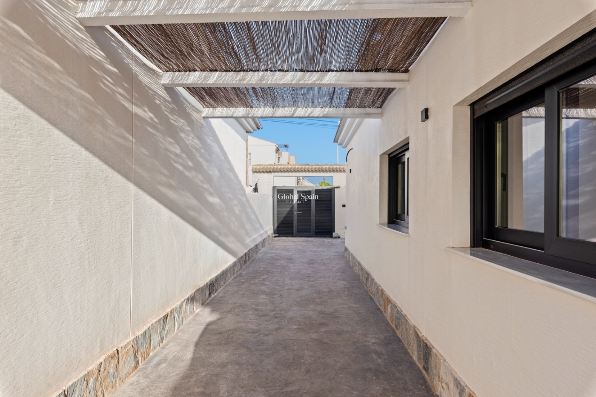 Wiederverkauf - VILLA -
TORREVIEJA - El Chaparral