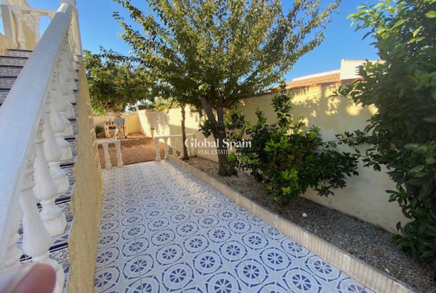 Wiederverkauf - VILLA -
TORREVIEJA - El Chaparral