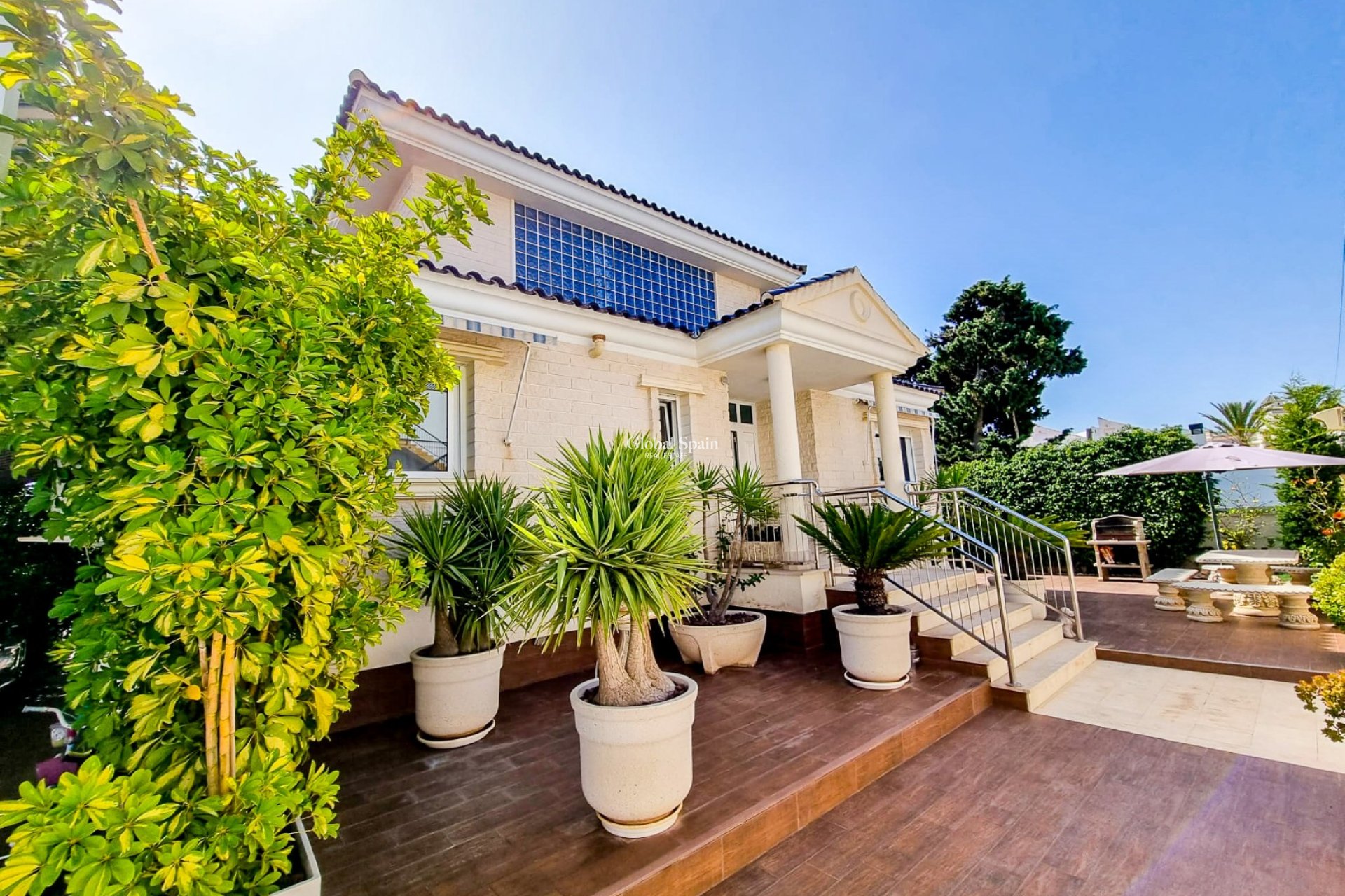 Wiederverkauf - VILLA -
TORREVIEJA - La Mata