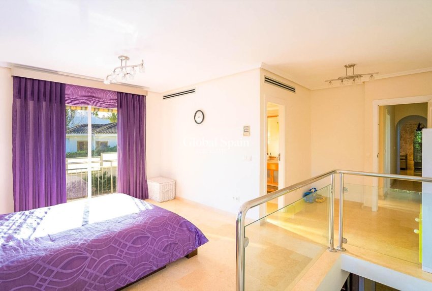 Wiederverkauf - VILLA -
TORREVIEJA - La Mata