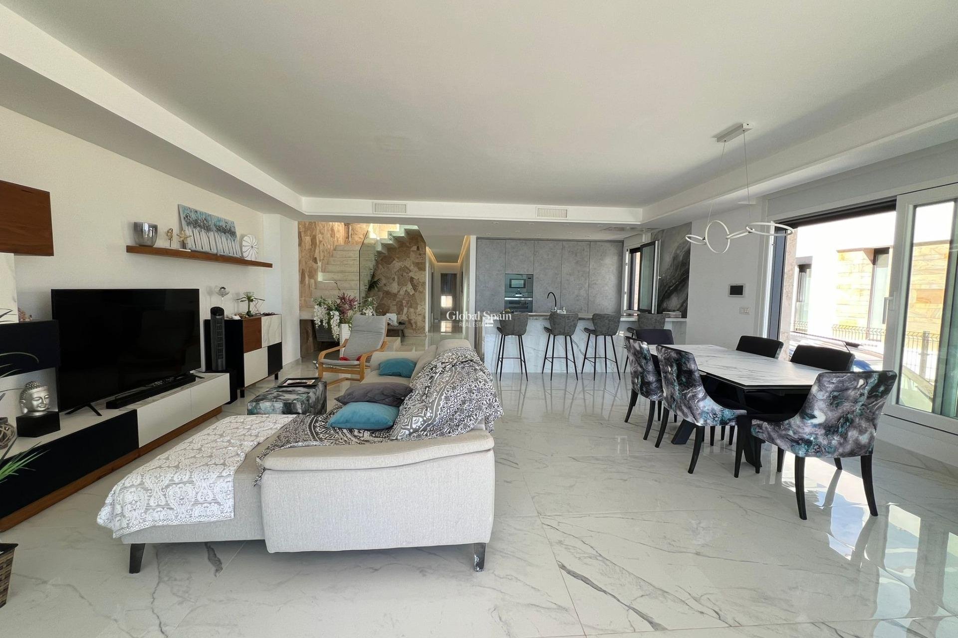 Wiederverkauf - VILLA -
TORREVIEJA - La Mata