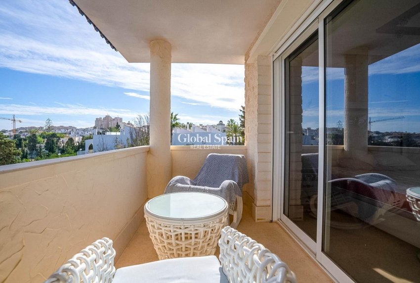 Wiederverkauf - VILLA -
TORREVIEJA - La Mata