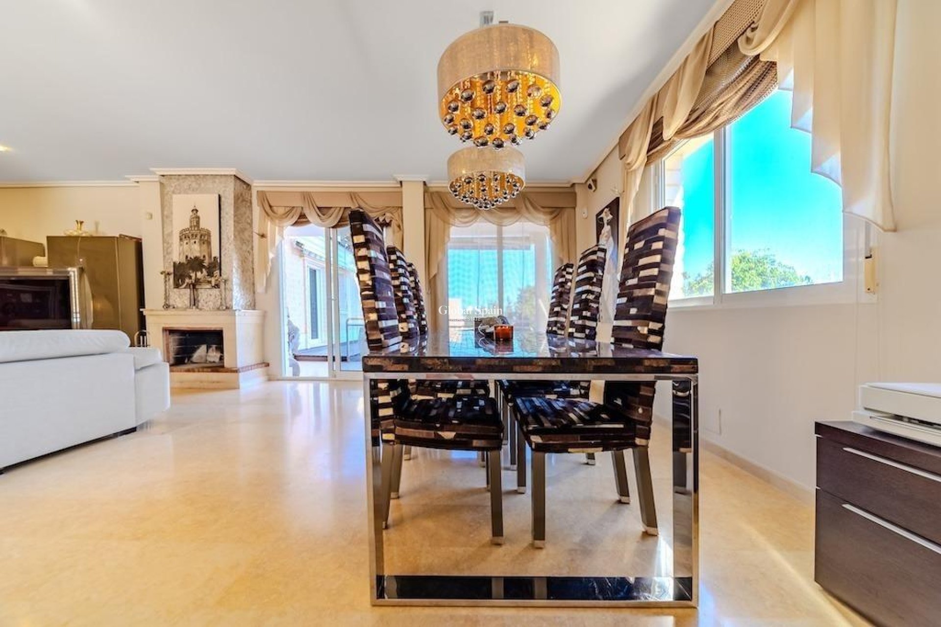Wiederverkauf - VILLA -
TORREVIEJA - La Mata
