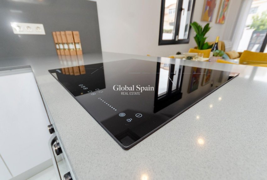 Wiederverkauf - Villa -
TORREVIEJA - La Siesta - El Salado - Torreta