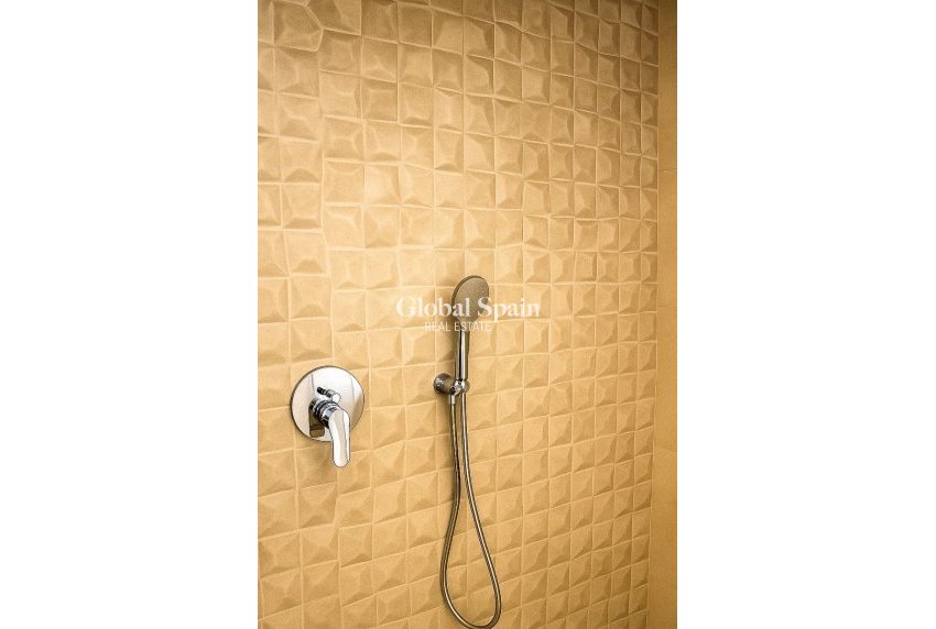 Wiederverkauf - VILLA -
TORREVIEJA - La Siesta - El Salado - Torreta