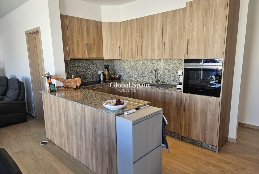 Wiederverkauf - VILLA -
TORREVIEJA - La Siesta - El Salado - Torreta
