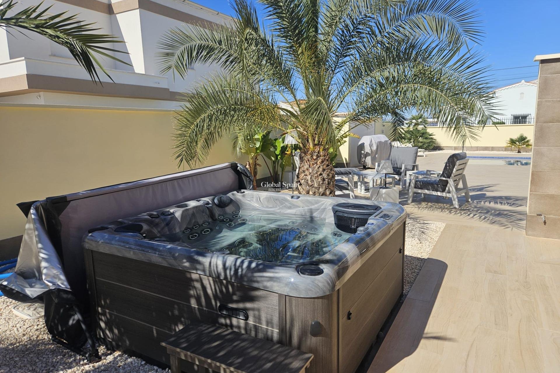 Wiederverkauf - VILLA -
TORREVIEJA - La Siesta - El Salado - Torreta