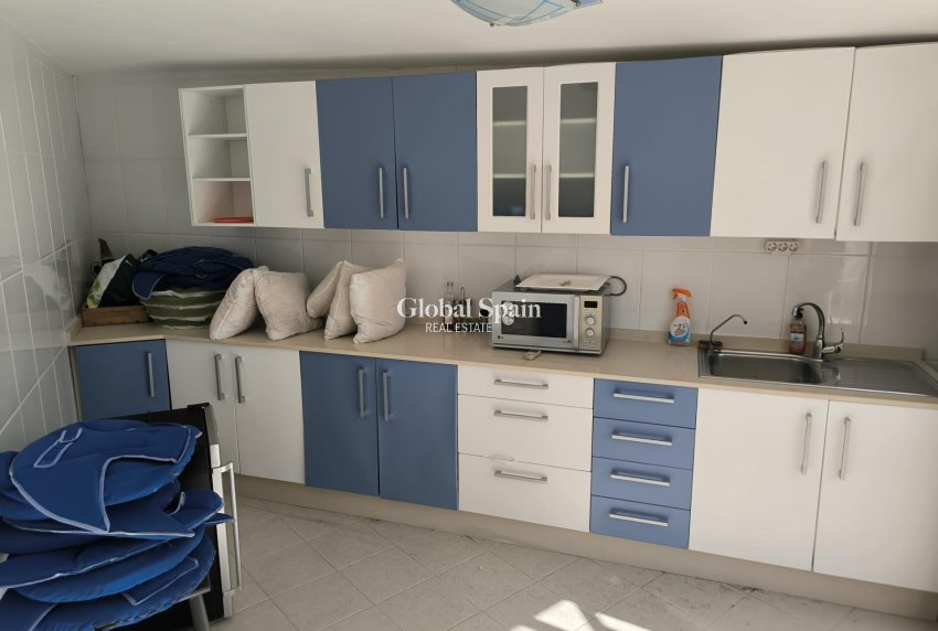 Wiederverkauf - VILLA -
TORREVIEJA - La Siesta