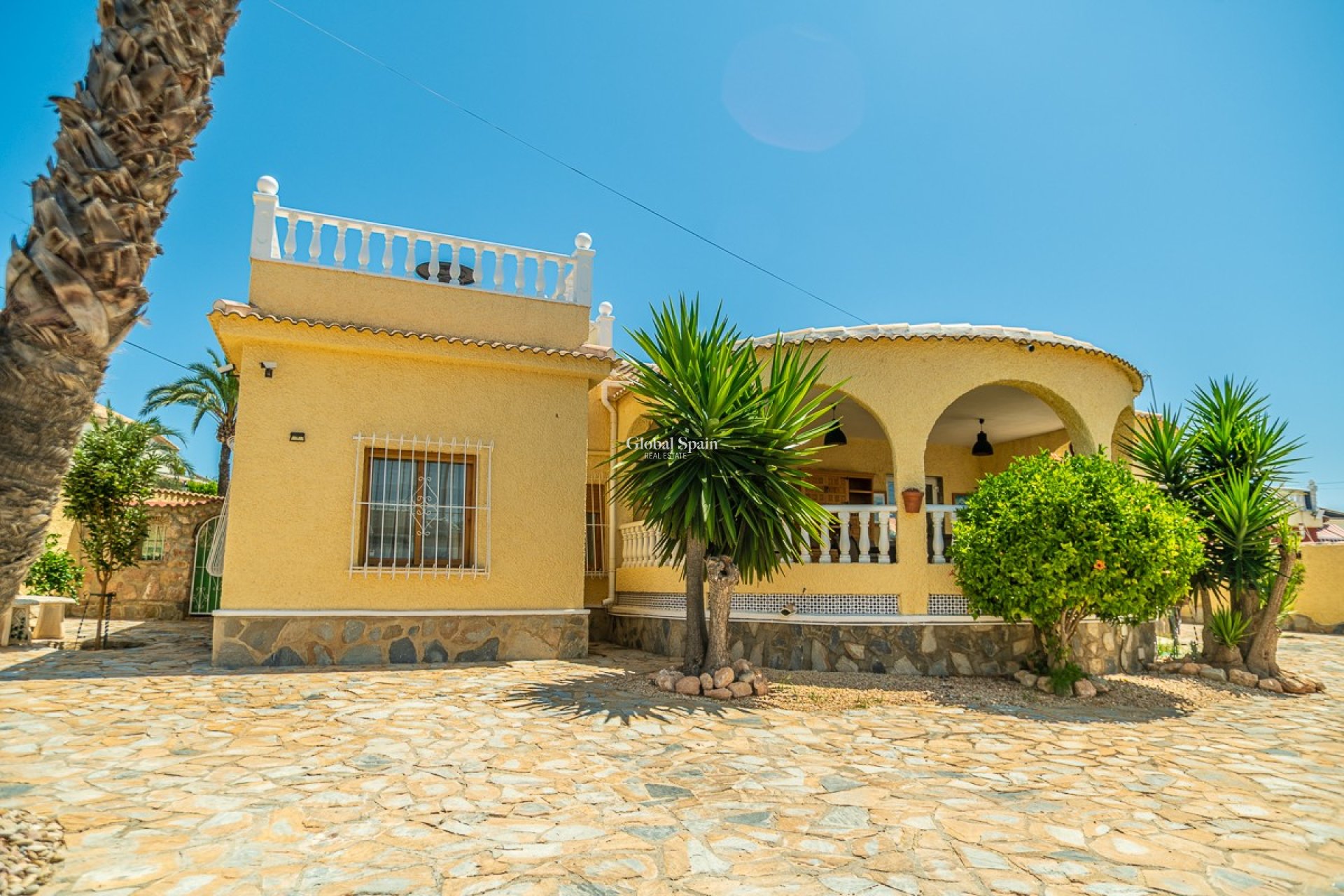 Wiederverkauf - Villa -
TORREVIEJA - La Siesta