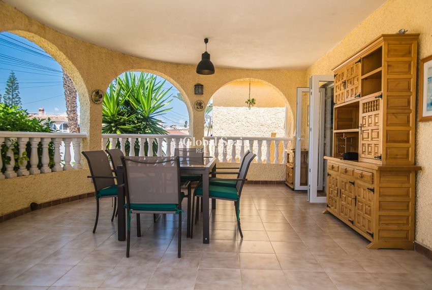 Wiederverkauf - Villa -
TORREVIEJA - La Siesta