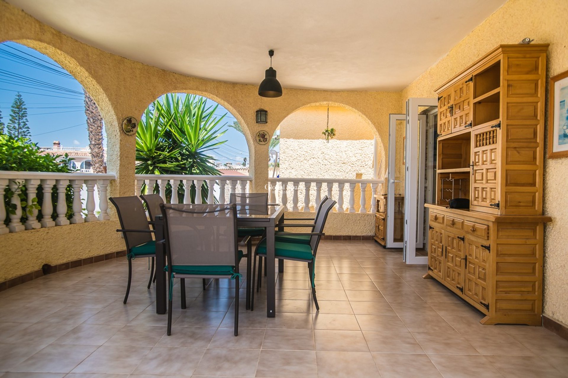 Wiederverkauf - Villa -
TORREVIEJA - La Siesta