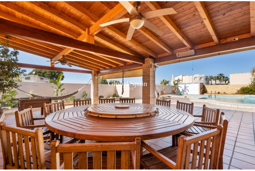 Wiederverkauf - Villa -
TORREVIEJA - LOS BALCONES - LOS ALTOS