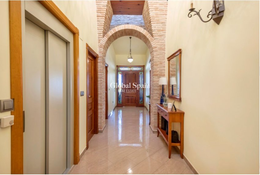 Wiederverkauf - Villa -
TORREVIEJA - LOS BALCONES - LOS ALTOS