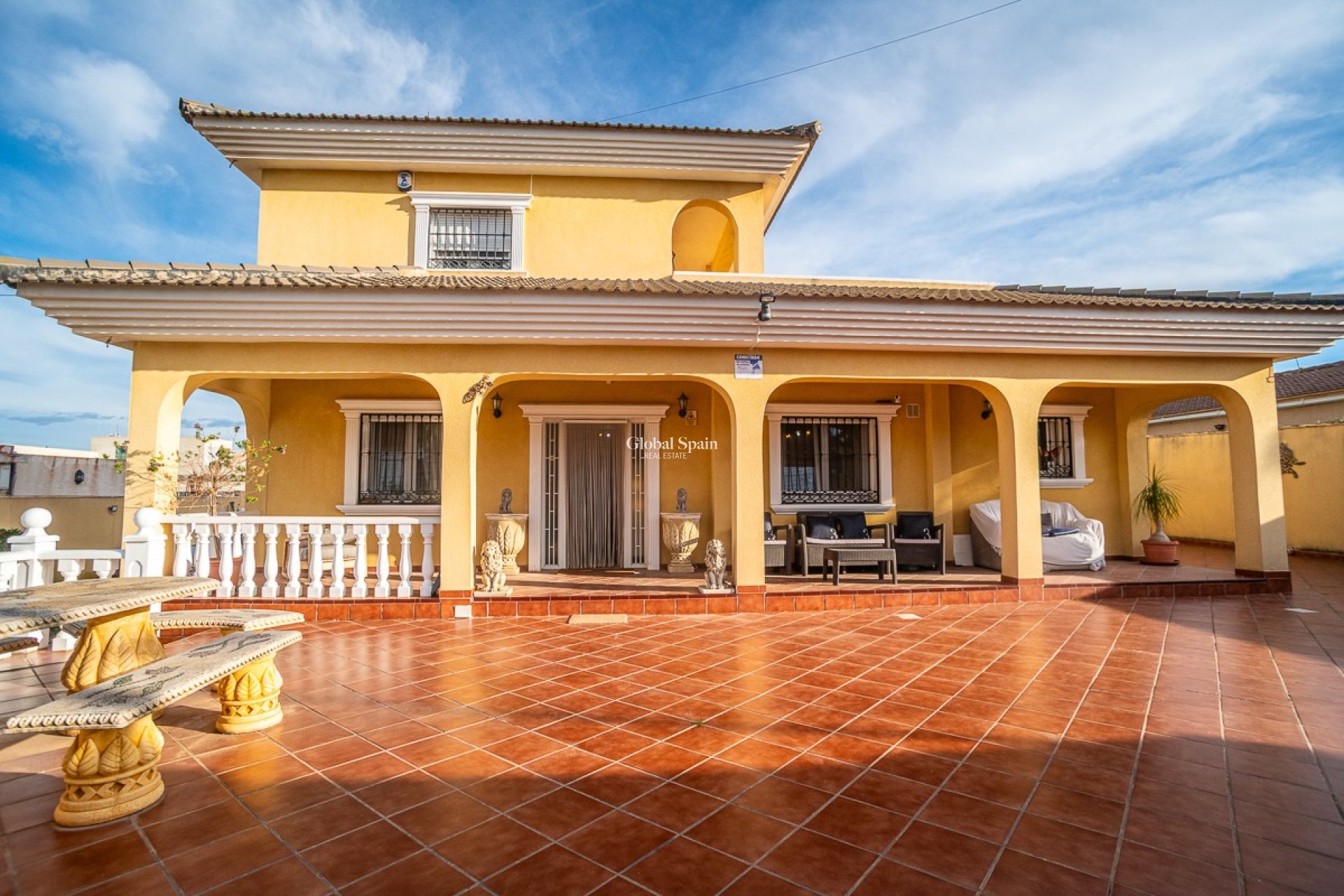 Wiederverkauf - VILLA -
TORREVIEJA - LOS BALCONES - LOS ALTOS