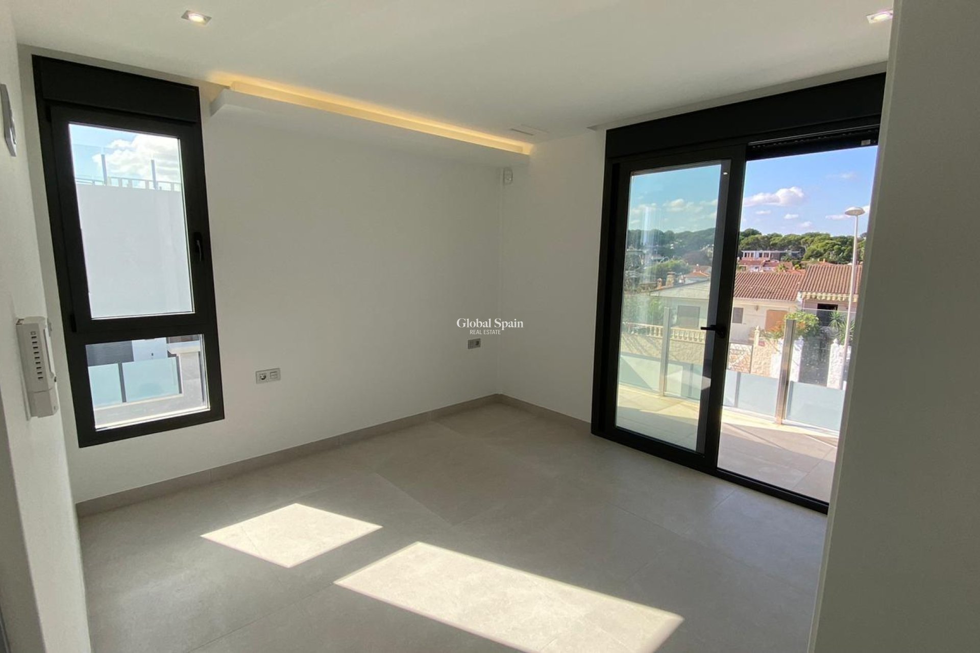 Wiederverkauf - VILLA -
TORREVIEJA - LOS BALCONES - LOS ALTOS