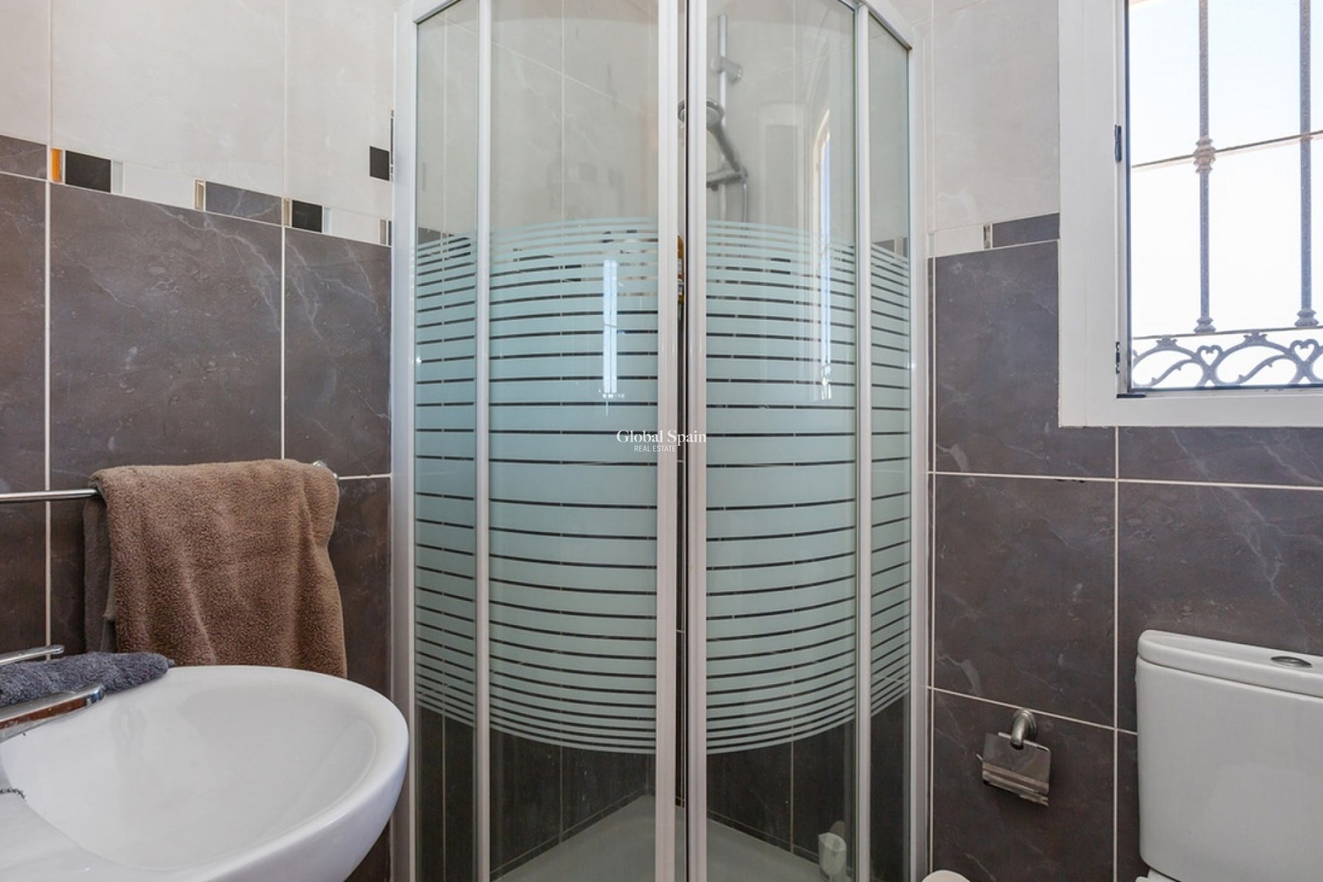 Wiederverkauf - VILLA -
TORREVIEJA - LOS BALCONES - LOS ALTOS