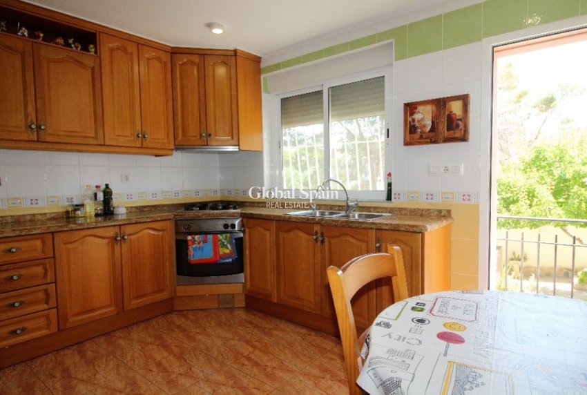 Wiederverkauf - VILLA -
TORREVIEJA - LOS BALCONES - LOS ALTOS