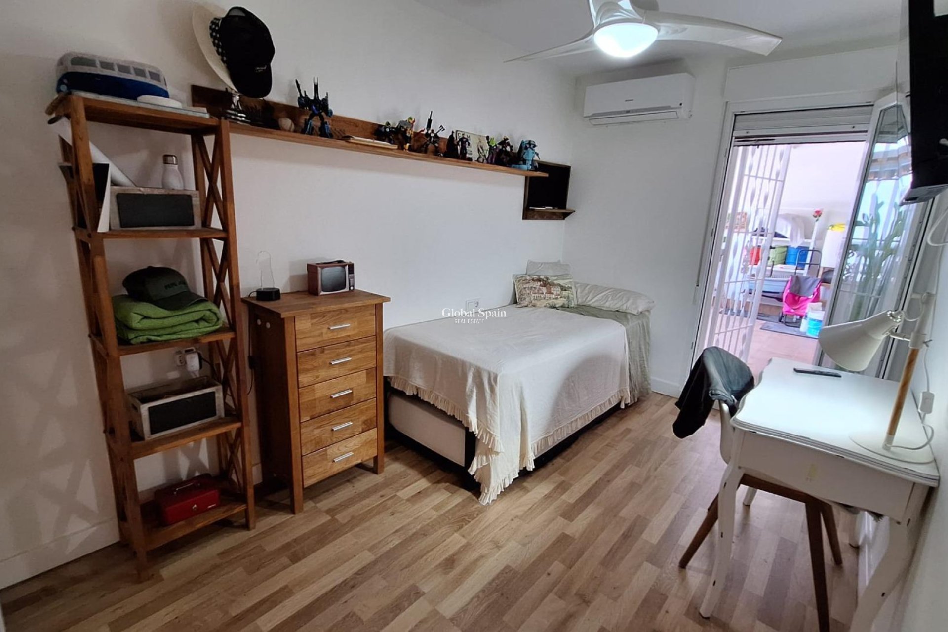 Wiederverkauf - VILLA -
TORREVIEJA - LOS BALCONES - LOS ALTOS