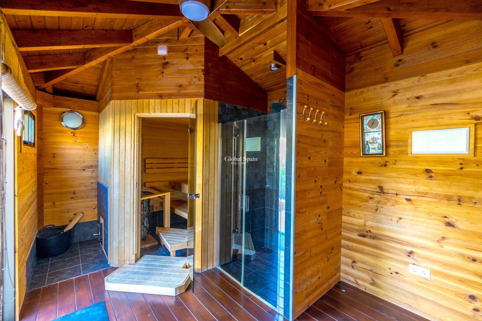 Wiederverkauf - VILLA -
TORREVIEJA - LOS BALCONES - LOS ALTOS