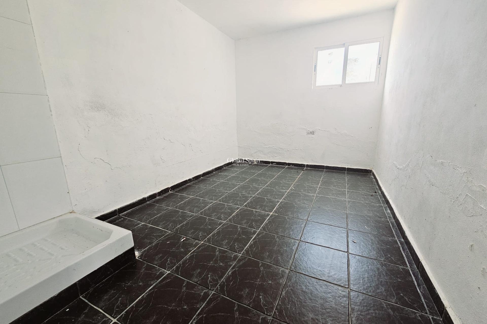 Wiederverkauf - VILLA -
TORREVIEJA - LOS BALCONES - LOS ALTOS