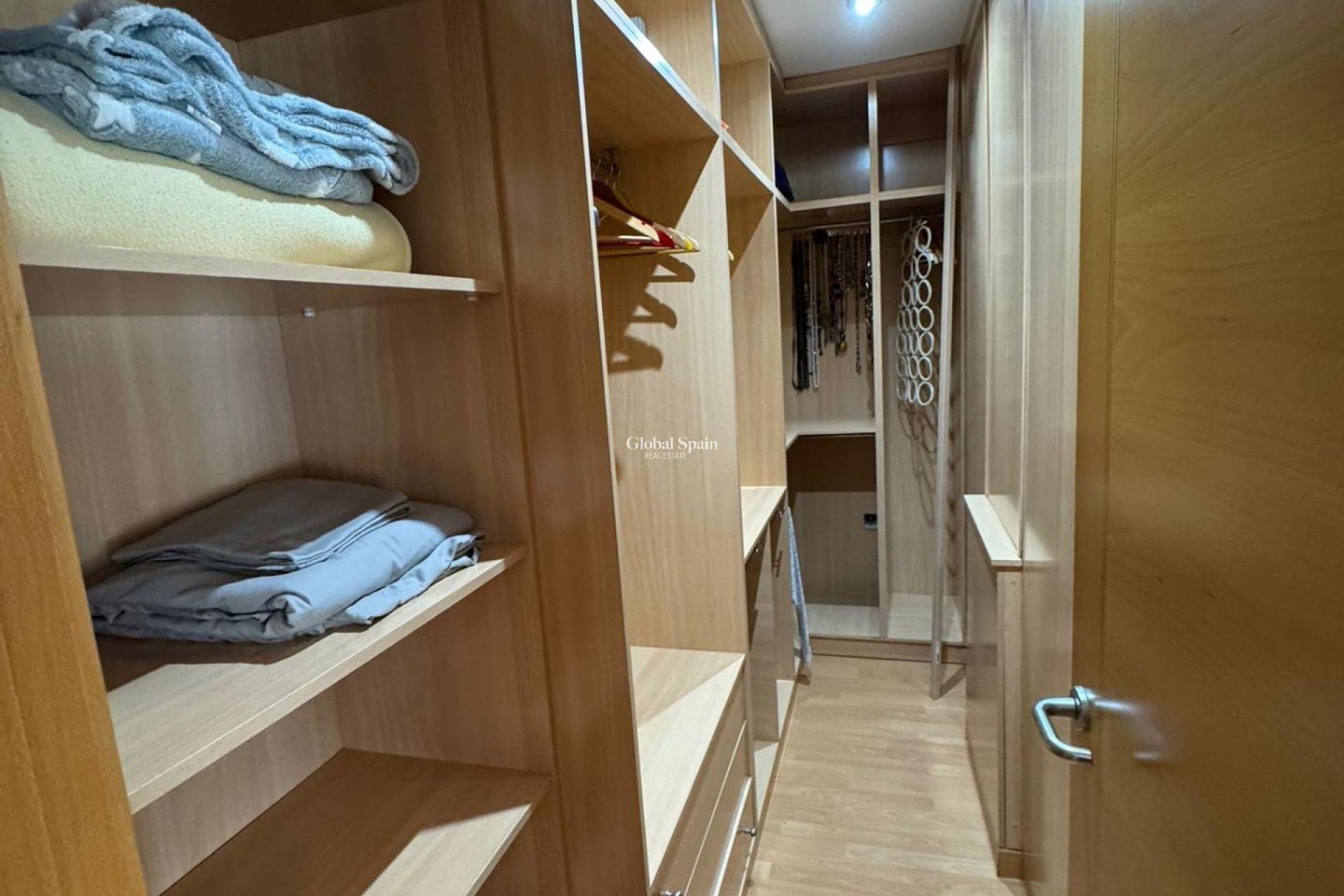 Wiederverkauf - VILLA -
TORREVIEJA - LOS BALCONES - LOS ALTOS