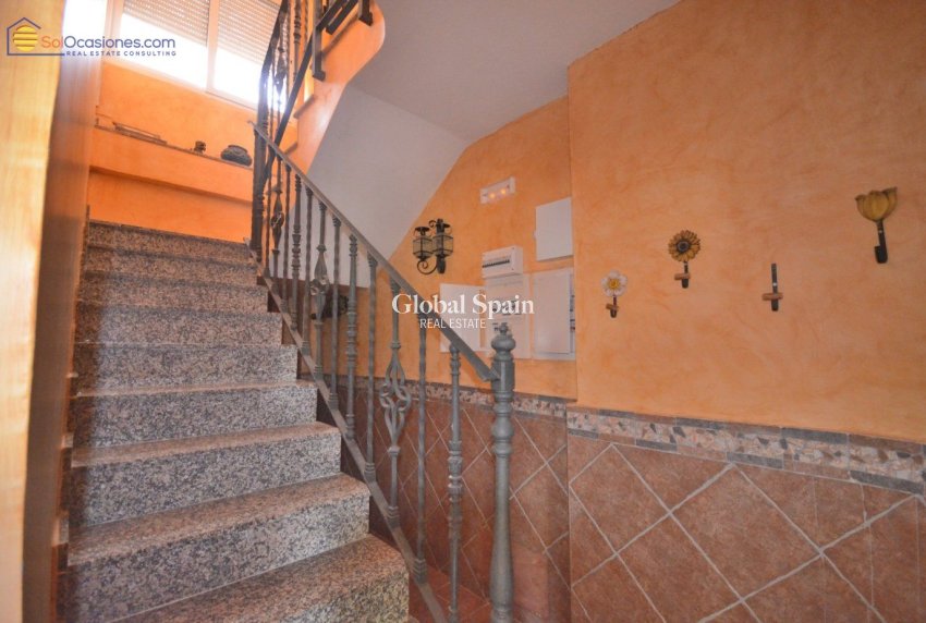 Wiederverkauf - VILLA -
TORREVIEJA - LOS BALCONES - LOS ALTOS