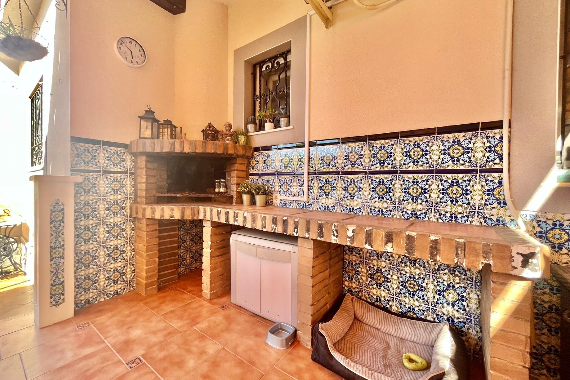 Wiederverkauf - VILLA -
TORREVIEJA - LOS BALCONES - LOS ALTOS