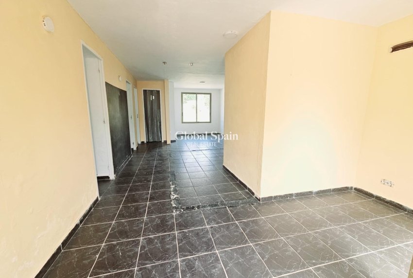 Wiederverkauf - VILLA -
TORREVIEJA - LOS BALCONES - LOS ALTOS