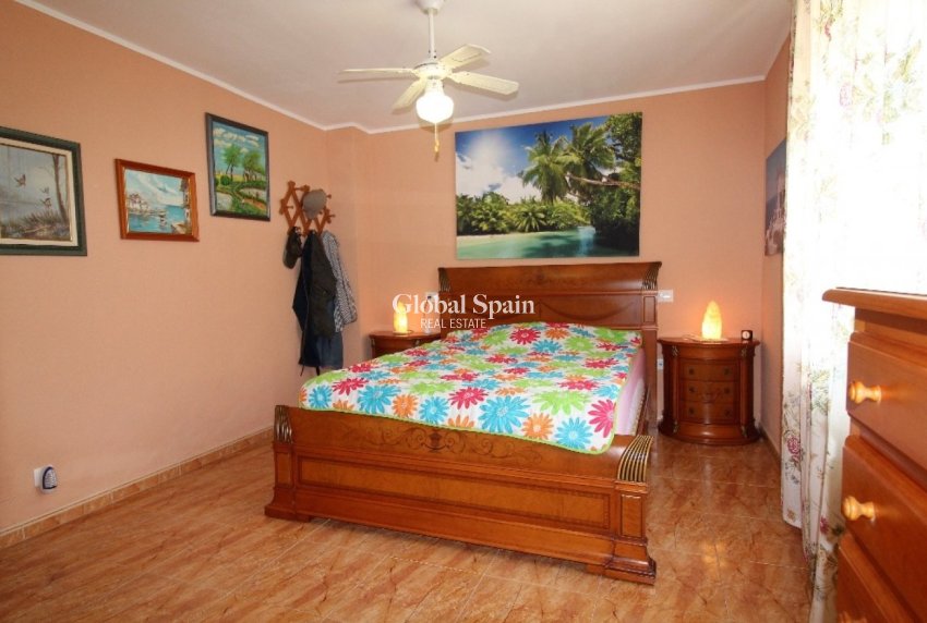 Wiederverkauf - VILLA -
TORREVIEJA - LOS BALCONES - LOS ALTOS