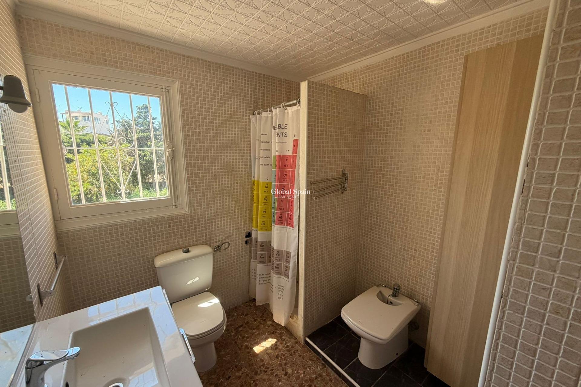 Wiederverkauf - VILLA -
TORREVIEJA - LOS BALCONES - LOS ALTOS