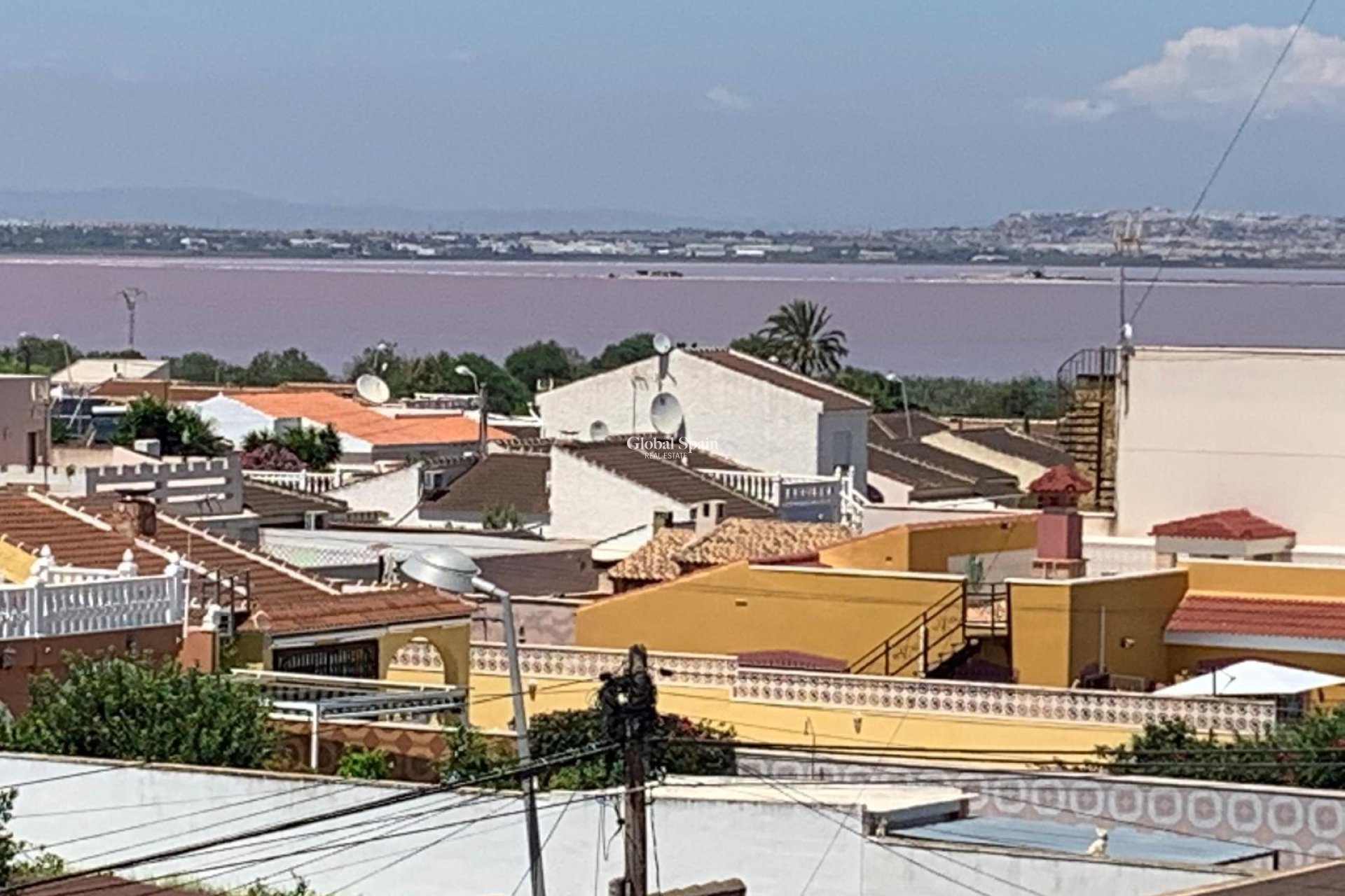 Wiederverkauf - VILLA -
TORREVIEJA - LOS BALCONES - LOS ALTOS