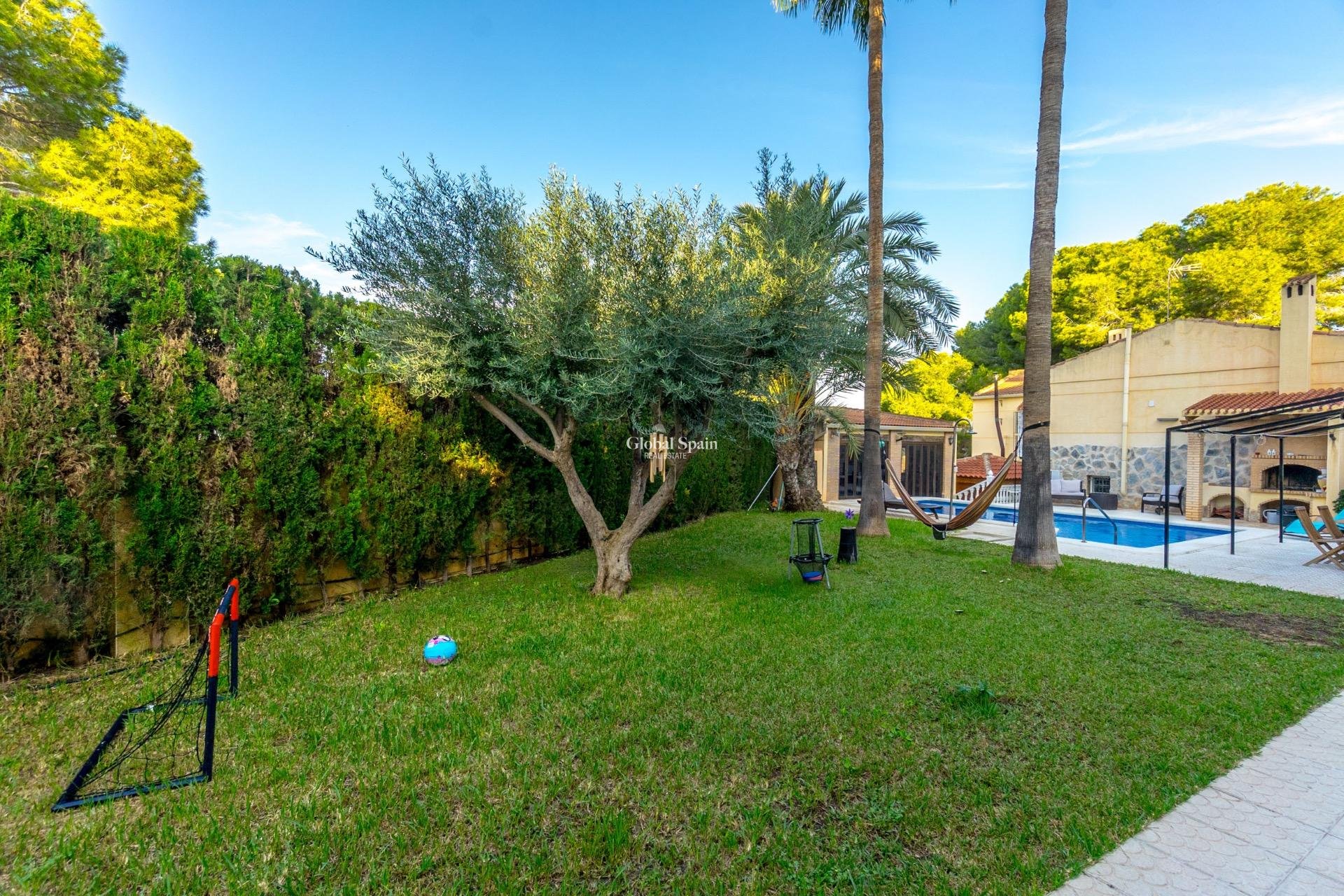 Wiederverkauf - VILLA -
TORREVIEJA - LOS BALCONES - LOS ALTOS