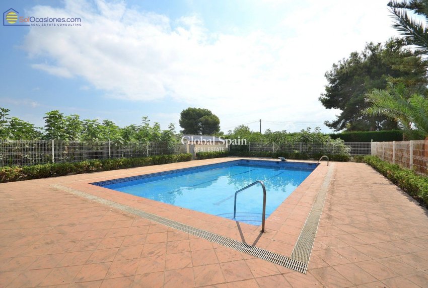 Wiederverkauf - VILLA -
TORREVIEJA - LOS BALCONES - LOS ALTOS