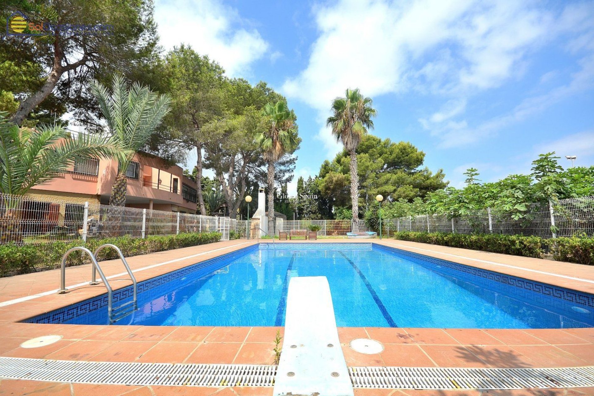 Wiederverkauf - VILLA -
TORREVIEJA - LOS BALCONES - LOS ALTOS