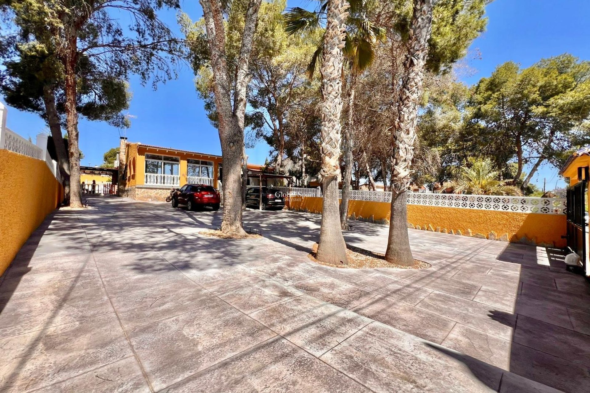 Wiederverkauf - VILLA -
TORREVIEJA - LOS BALCONES - LOS ALTOS