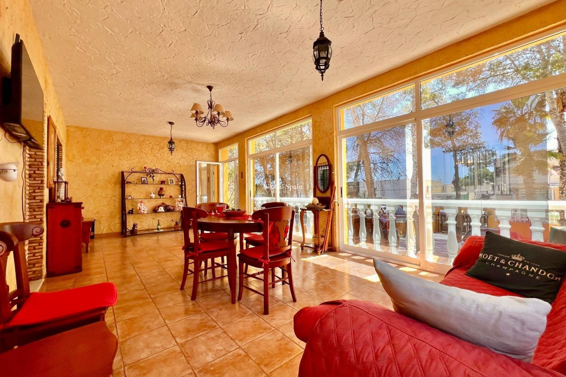 Wiederverkauf - VILLA -
TORREVIEJA - LOS BALCONES - LOS ALTOS