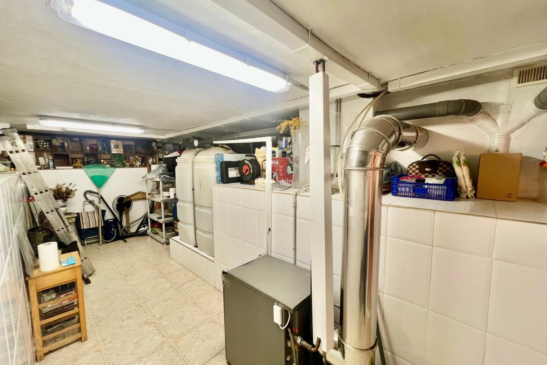 Wiederverkauf - VILLA -
TORREVIEJA - LOS BALCONES - LOS ALTOS