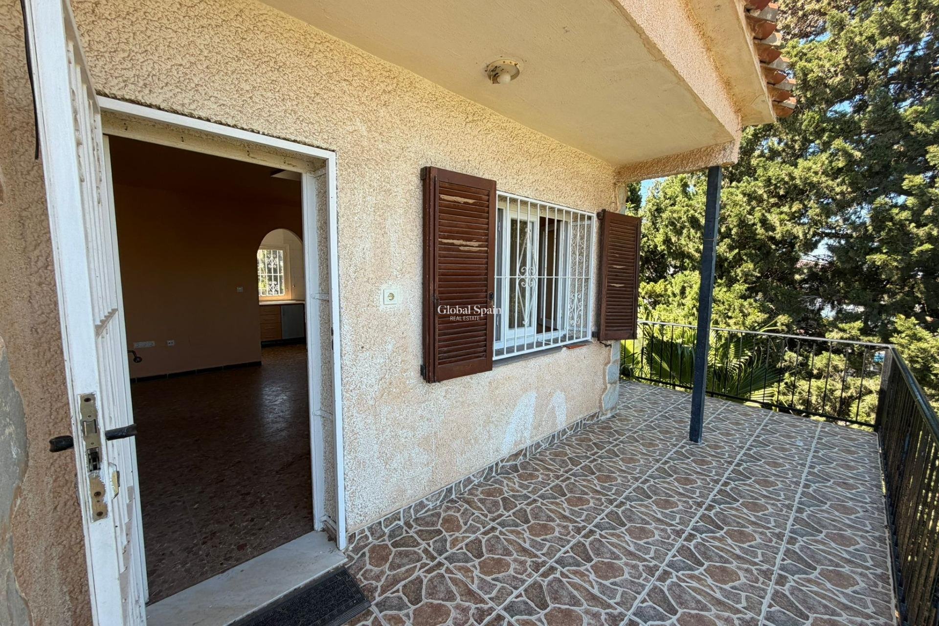 Wiederverkauf - VILLA -
TORREVIEJA - LOS BALCONES - LOS ALTOS
