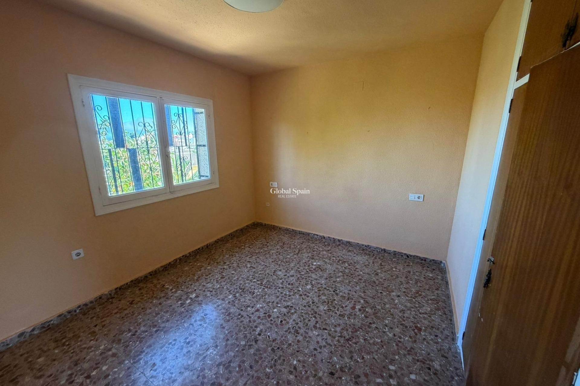 Wiederverkauf - VILLA -
TORREVIEJA - LOS BALCONES - LOS ALTOS