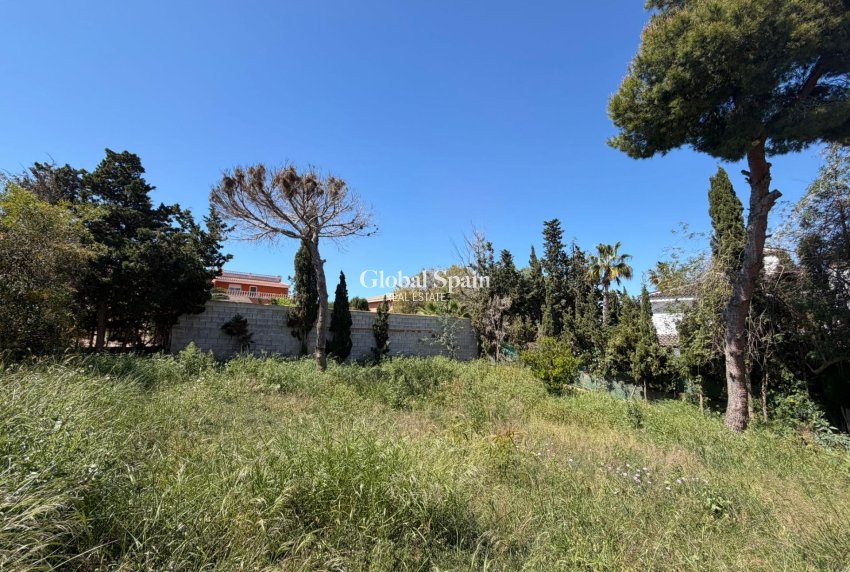 Wiederverkauf - VILLA -
TORREVIEJA - LOS BALCONES - LOS ALTOS