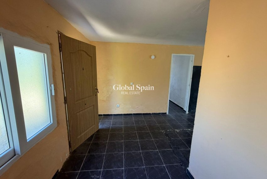 Wiederverkauf - VILLA -
TORREVIEJA - LOS BALCONES - LOS ALTOS