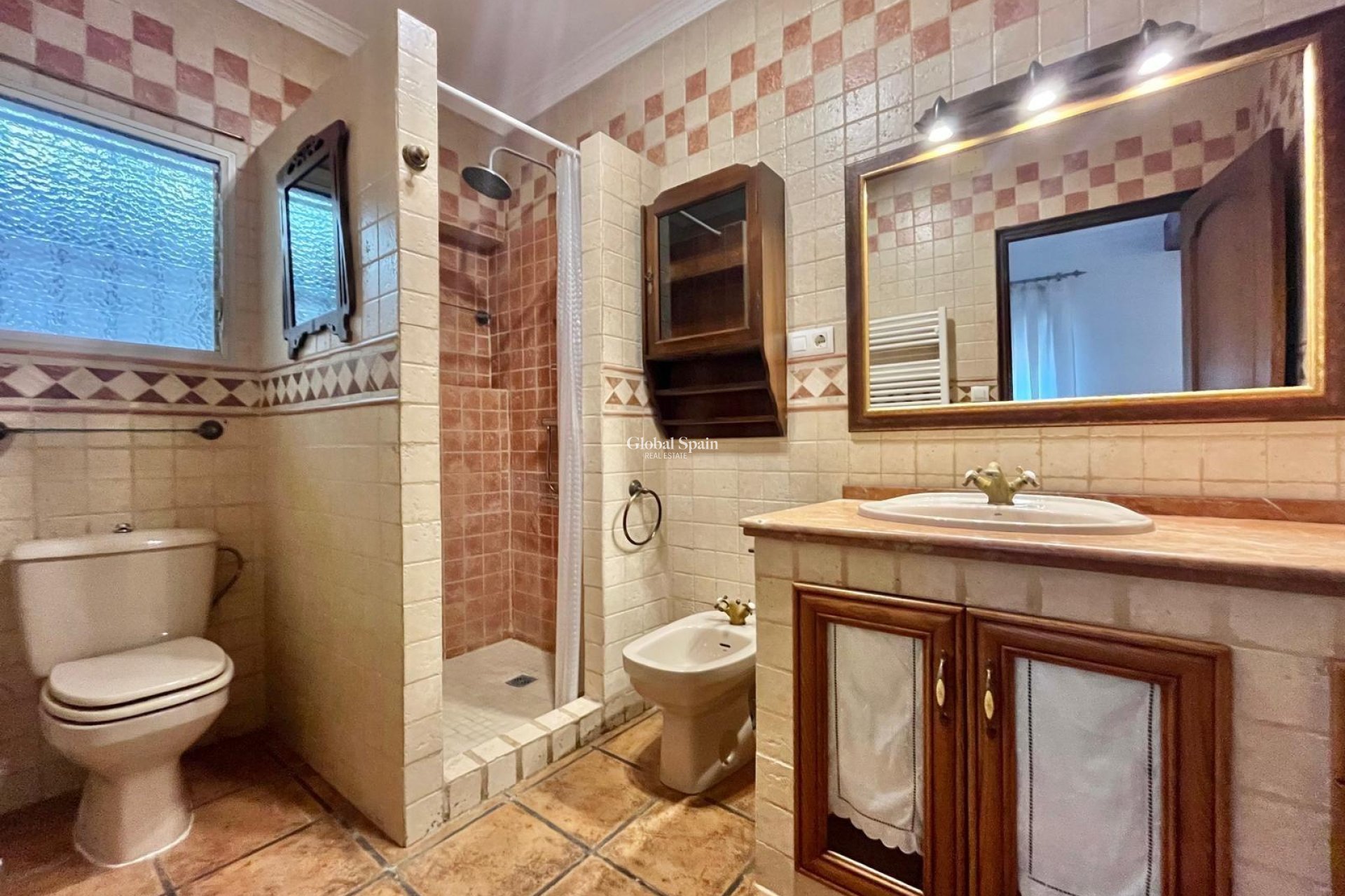 Wiederverkauf - VILLA -
TORREVIEJA - LOS BALCONES - LOS ALTOS