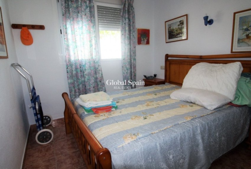 Wiederverkauf - VILLA -
TORREVIEJA - LOS BALCONES - LOS ALTOS