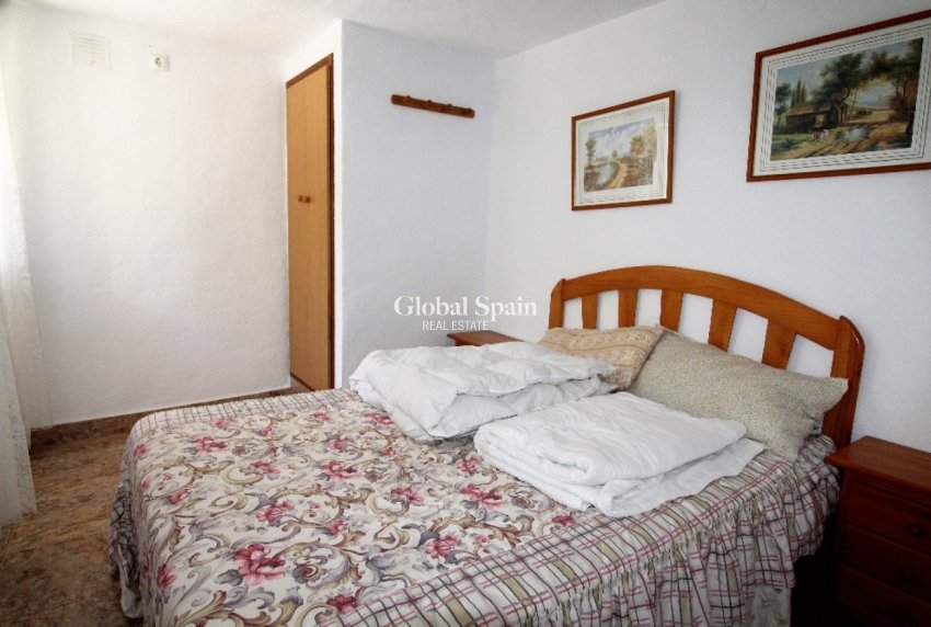 Wiederverkauf - VILLA -
TORREVIEJA - LOS BALCONES - LOS ALTOS